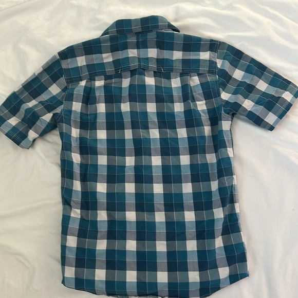 Small Checkered Blue Button down, Relaxed fit, light use, trail, men’s. - Picture 5 of 5